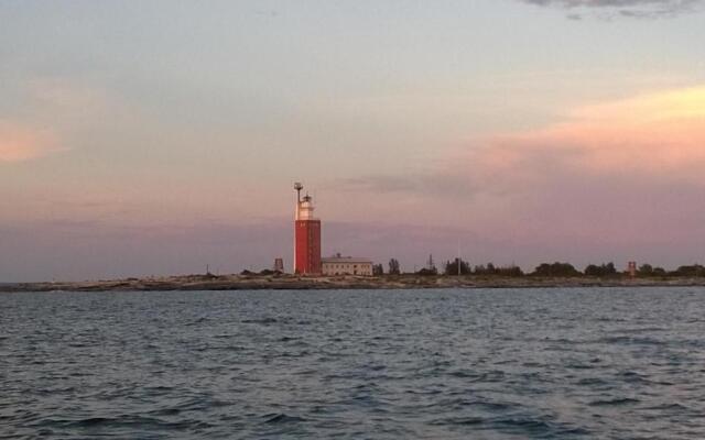 Kylmäpihlaja Lighthouse