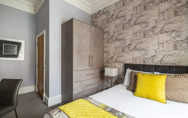 Host Stay Mayford Apartment