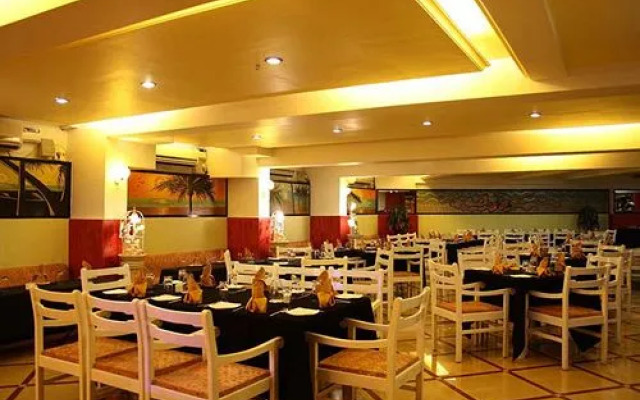 Om Shiv Hotel by Oyo Rooms