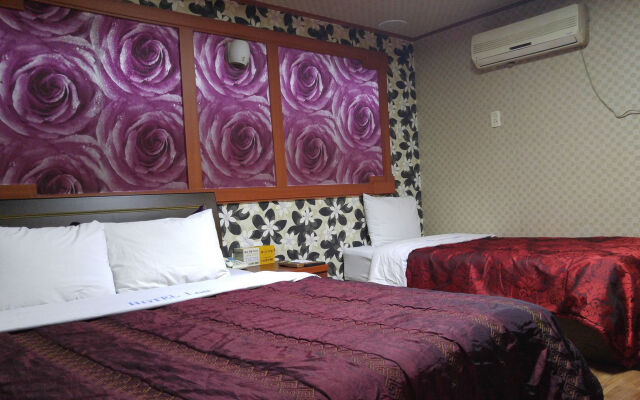 Loa Hotel