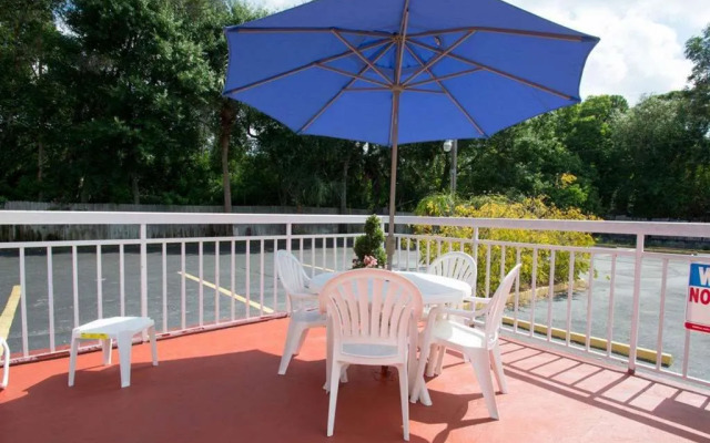 Quality Inn Sarasota North Near Lido Key Beach