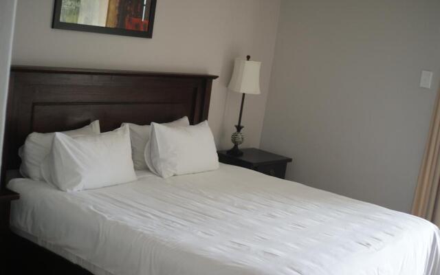 My Den Beach Front Bed & Breakfast & Self Catering