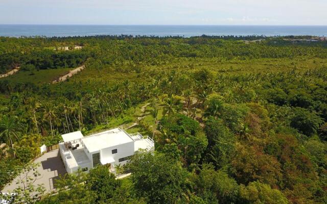 Magnificent new Modern Villa With sea View 5 Bedrooms