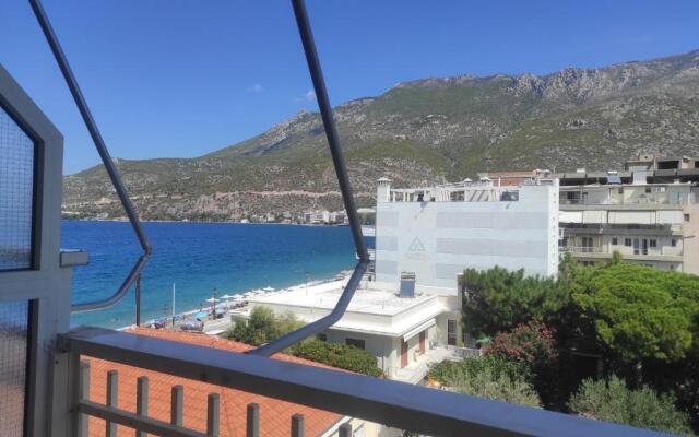 Όμορφο στούντιο 4ου με εξαιρετική θέα στη θάλασσα