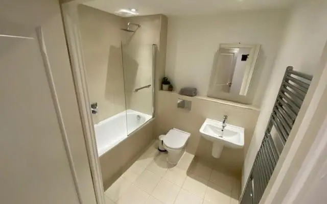 MAIDENHEAD Stylish and modern 2 bedroom apartment