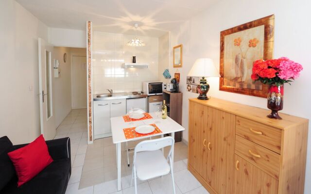 Studio Arcobaleno-5 Stars Holiday House