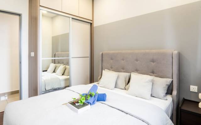 M Vertica KL by Airhost