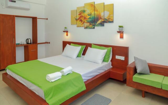 Traveller's Hotel Hikkaduwa