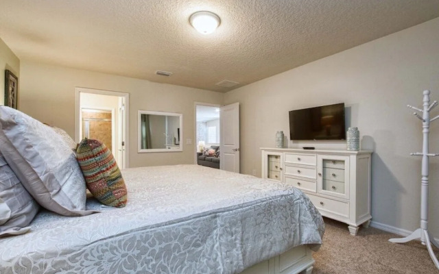 Solterra - 5 Bedrooms Townhome w/Spashpool-7041SR