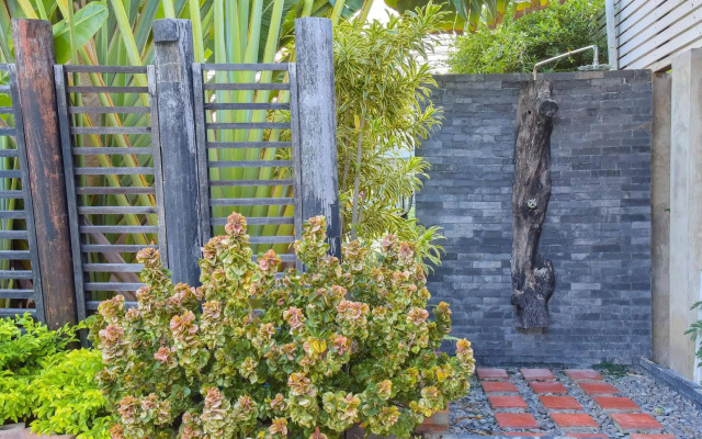 Season Palace Huahin Hotel