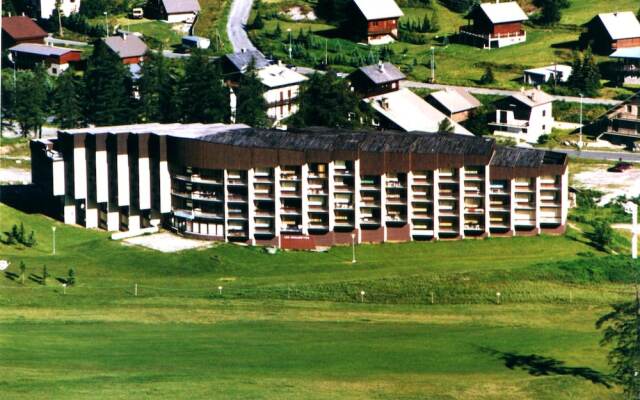 Studio in Montgenèvre, With Wonderful Mountain View, Balcony and Wifi
