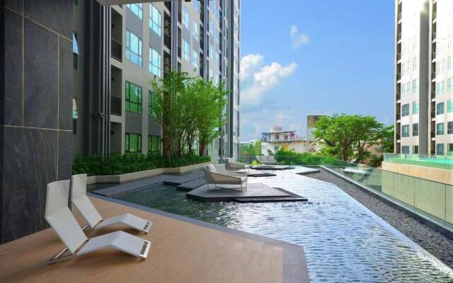 the base central pattaya seaview