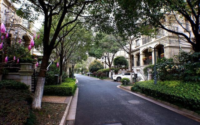 Selected Villa Inn (National Exhibition and Convention Center)