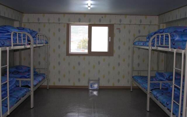 Railro Guesthouse