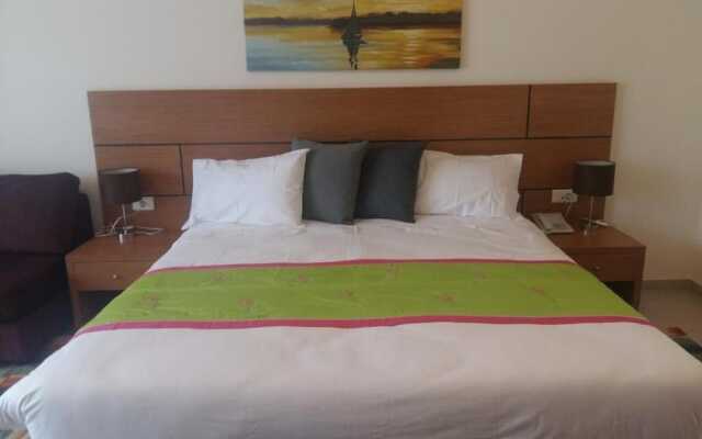Sea Valley Suites