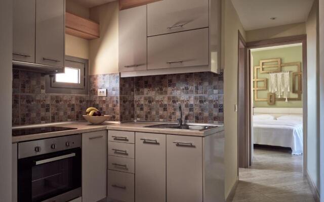 Laura Suites