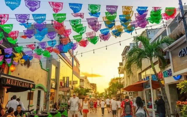 IT Condo by Realty Group