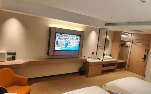 Qiduo Light Residence Hotel