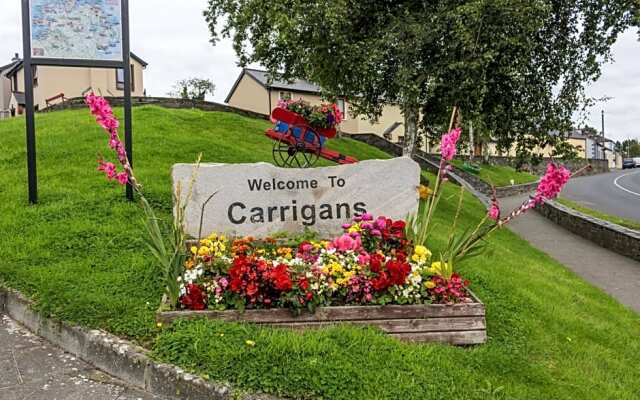 Dunmore Gardens Log Cabins