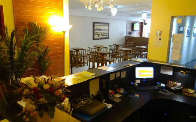 HMG Suites Inn Budget
