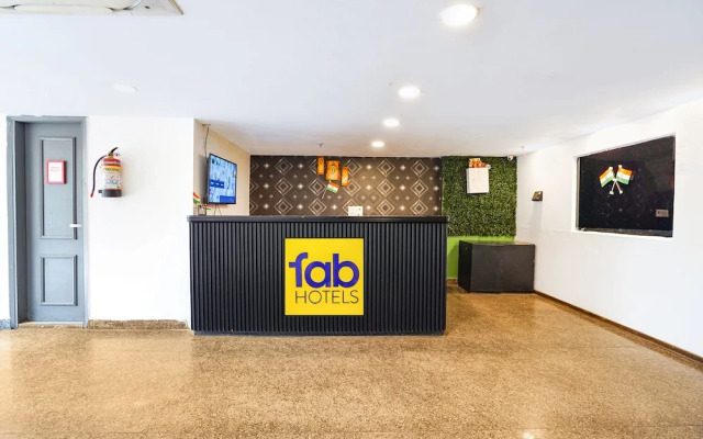 Fabhotel The Luxe Inn