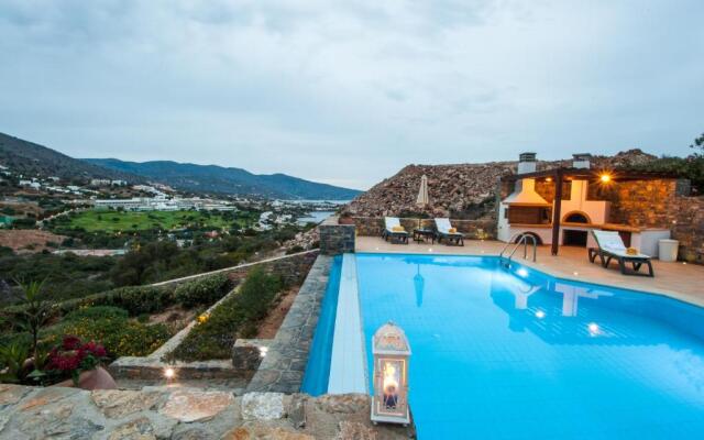 Maris Luxury Villas