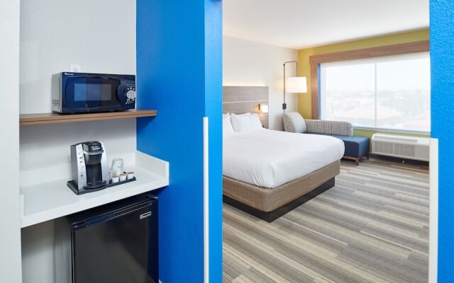 Holiday Inn Express Guesthouse