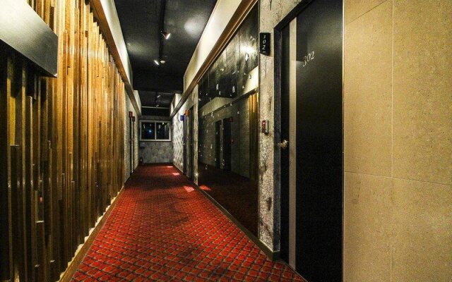 2X Hotel