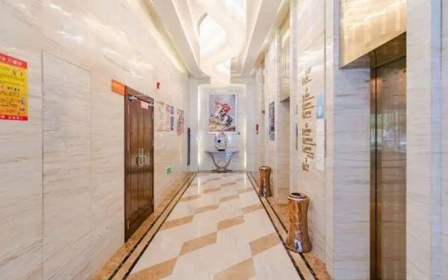 Century Chanson Hotel