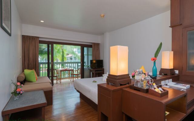 The Briza Beach Resort Khaolak