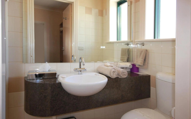 Mitchell River Tavern