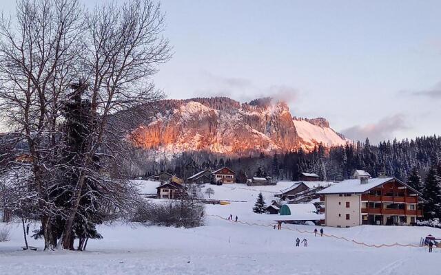 Studio avec vue Les Montagnes