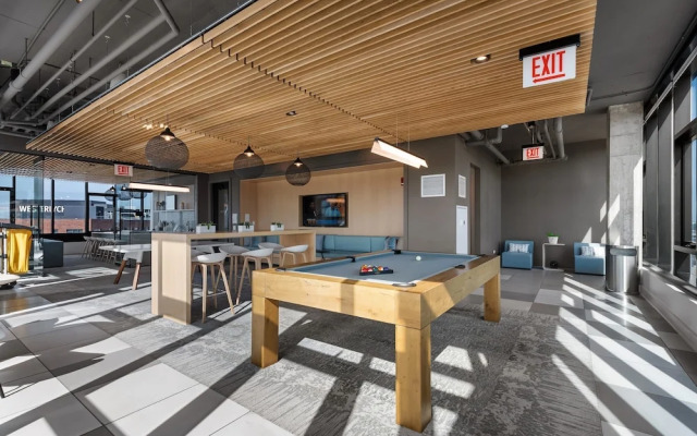 Group Escape 2 Luxury 3BR Penthouses