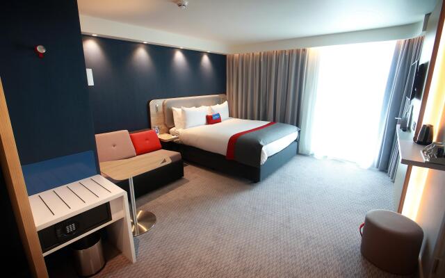 Holiday Inn Express Manchester - Trafford City, an IHG Hotel