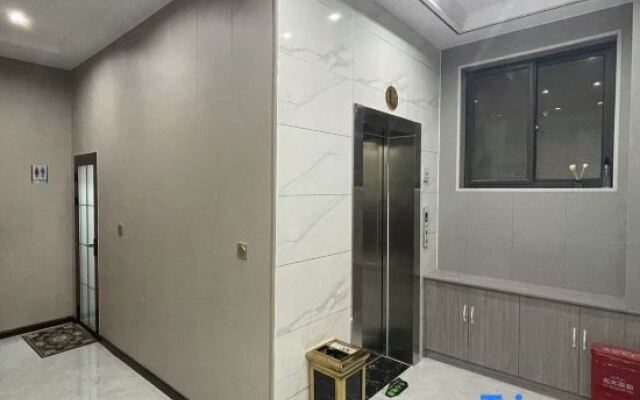 Yufu Business Hotel