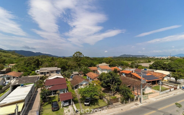 Modern Apartment Near the Beach! - Atc0301