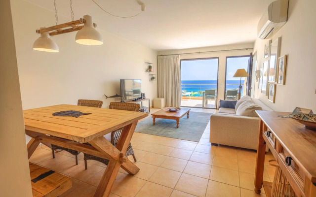 Pedra do Jota - Porto Santo