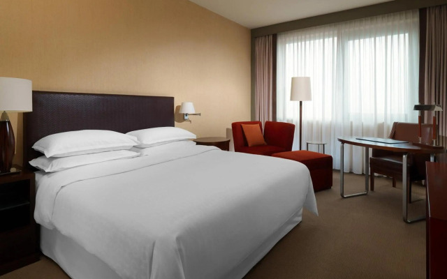 Sheraton Poznan Hotel