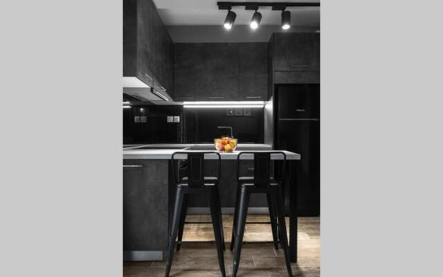 "LouLenny's aRt" BoutiQue HoMes in HalkiDiki, vol 2