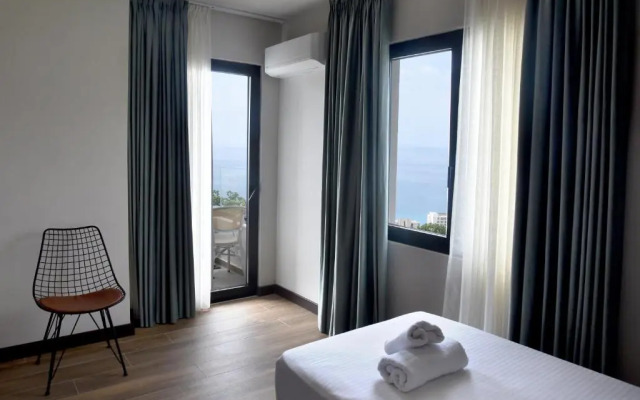 Gogo's Boutique Hotel