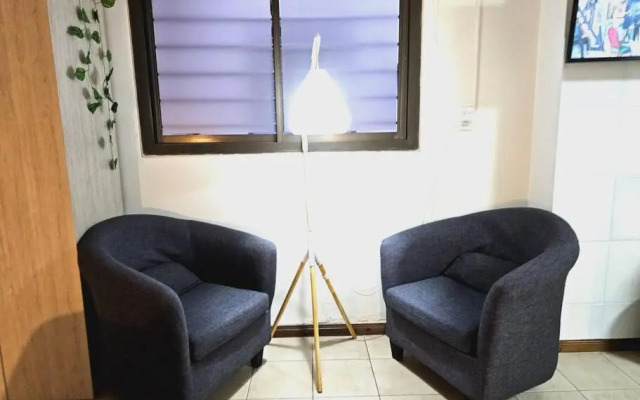 Fresh Studio Apartment near Colon Street in downtown