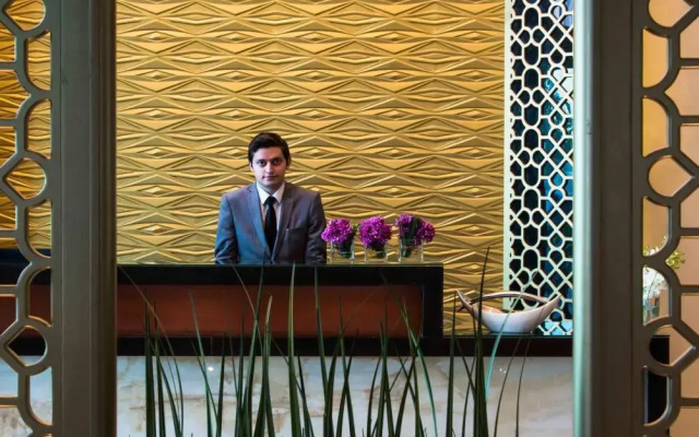 Rose Continental Hotel