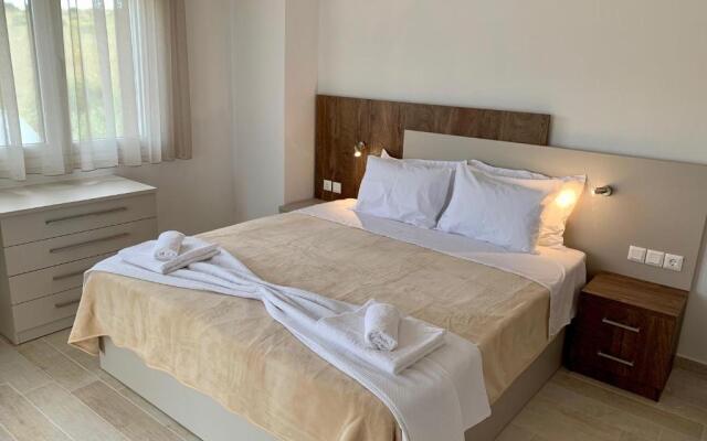 Kalivas beach house