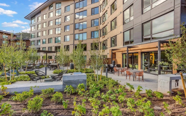 Electric Pass Lodge by Snowmass Vacation