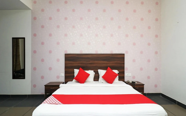 Hotel Silver Star By OYO Rooms