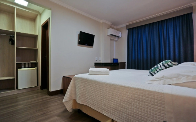 Sandri City Hotel