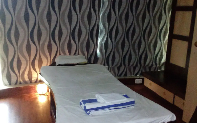 FabHotel Santhome Inn
