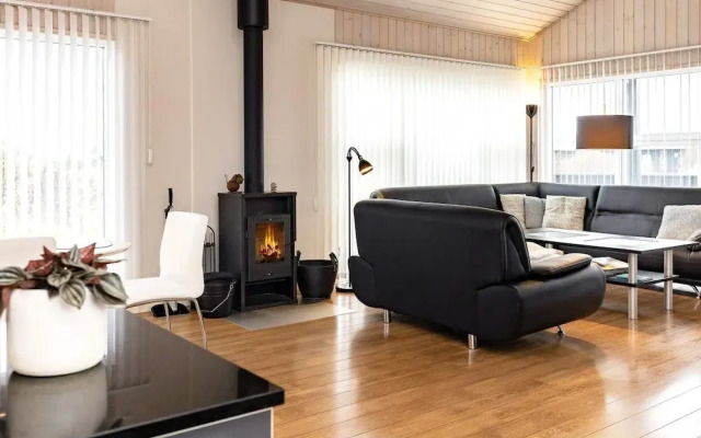 6 Person Holiday Home in Hirtshals-by Traum