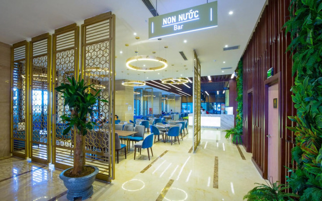 Muong Thanh Luxury Da Nang Hotel