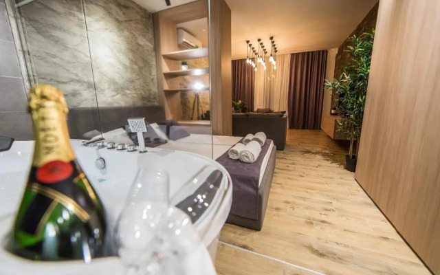 Empire Luxury Apartments